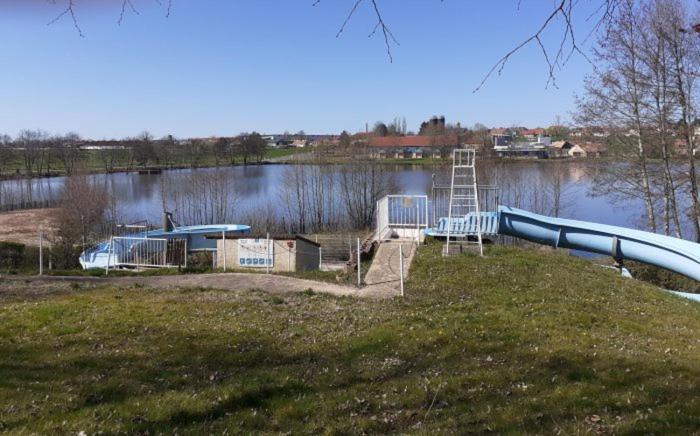 Studios Etape Du Lac Bourbon-Lancy Dış mekan fotoğraf