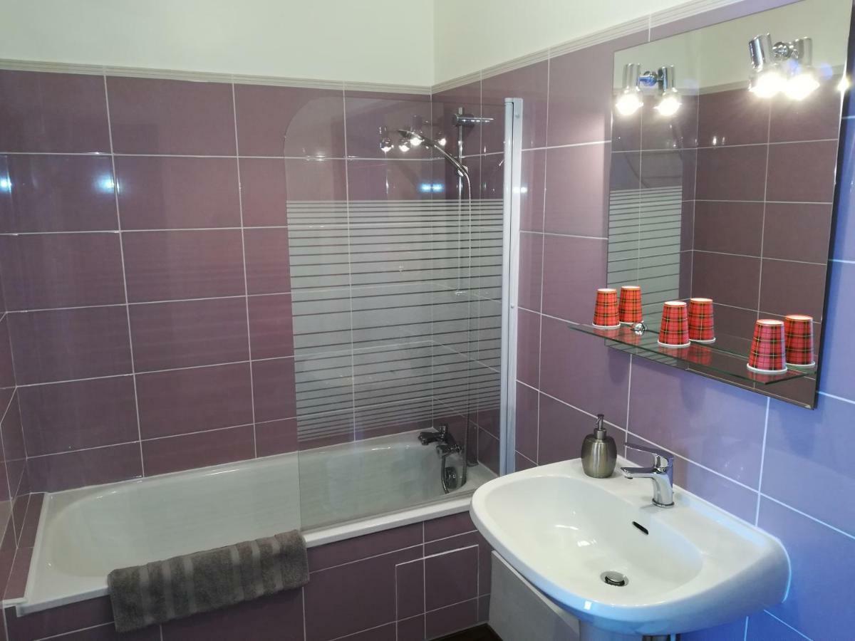 Studios Etape Du Lac Bourbon-Lancy Dış mekan fotoğraf